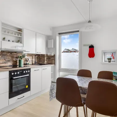 Appartement Steffan - 2-3km From The Sea By Interhome